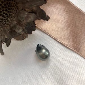 Genuine black pearl.